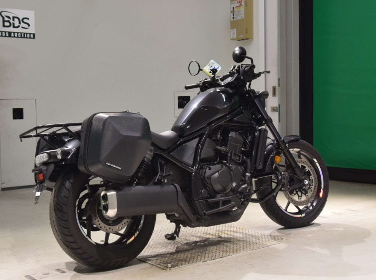 Мотоцикл Honda REBEL CMX1100 з пробігом 7434 km