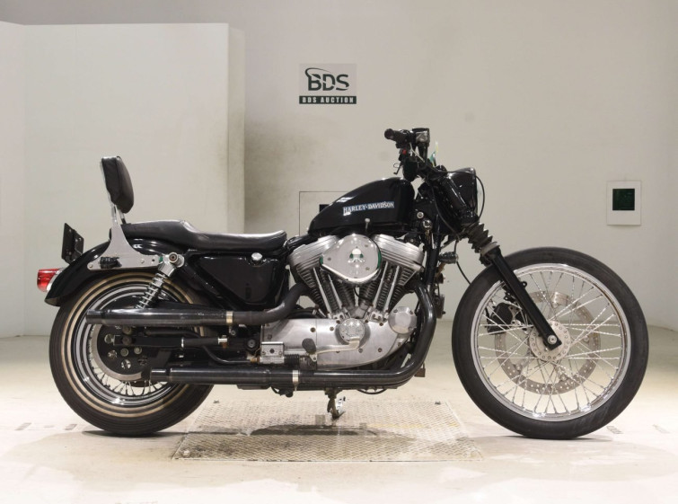 Мотоцикл HD SPORTSTER HUGGER XLH883 с пробегом 15006 km