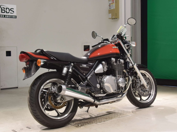 Мотоцикл Kawasaki ZEPHYR1100 з пробігом 74215 km