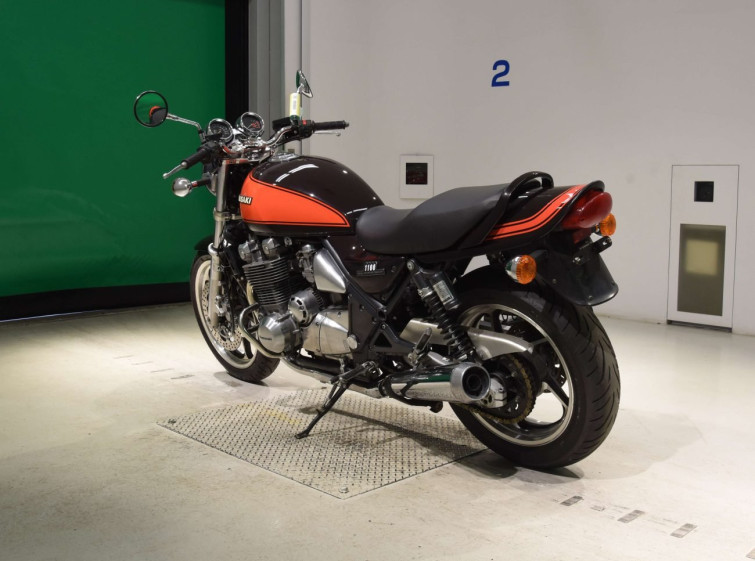 Мотоцикл Kawasaki ZEPHYR1100 з пробігом 74215 km