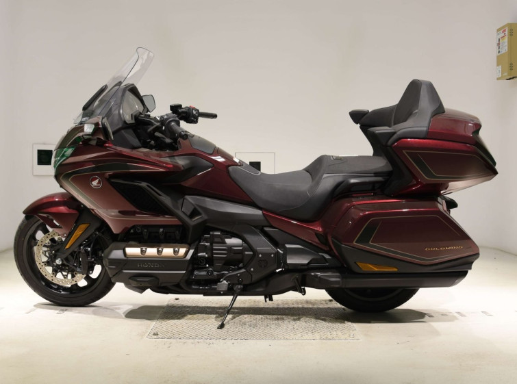 Мотоцикл Honda GL1800 TOUR D с пробегом 2163 km