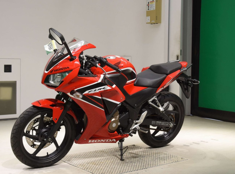 Мотоцикл Honda CBR250R с пробегом 13890 km