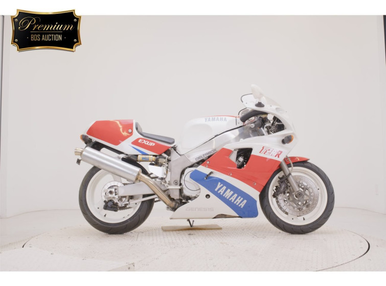 Мотоцикл Yamaha FZR750 з пробігом 13635 km