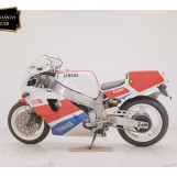 Мотоцикл Yamaha FZR750 з пробігом 13635 km