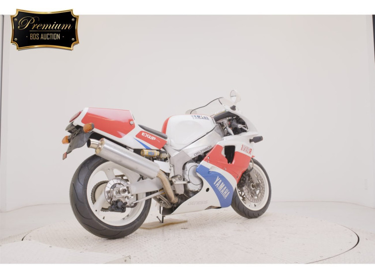 Мотоцикл Yamaha FZR750 з пробігом 13635 km