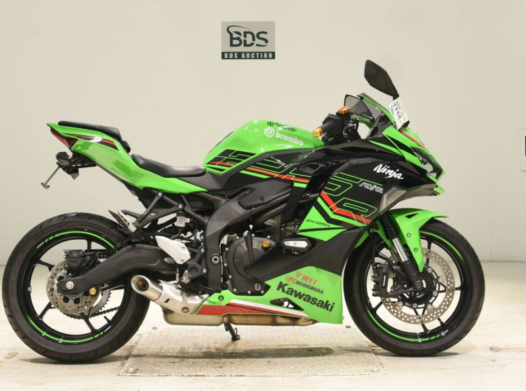 Мотоцикл Kawasaki NINJA ZX-25R KRT с пробегом 563 km