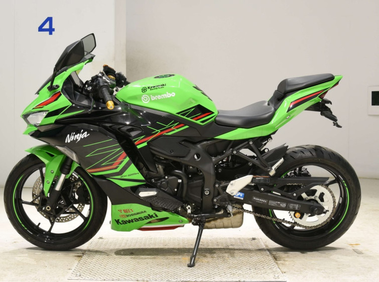 Мотоцикл Kawasaki NINJA ZX-25R KRT с пробегом 563 km