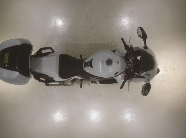 Мотоцикл Honda VFR800F з пробігом 16409 km