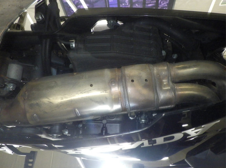 Мотоцикл Honda CBR400R с пробегом 13065 km