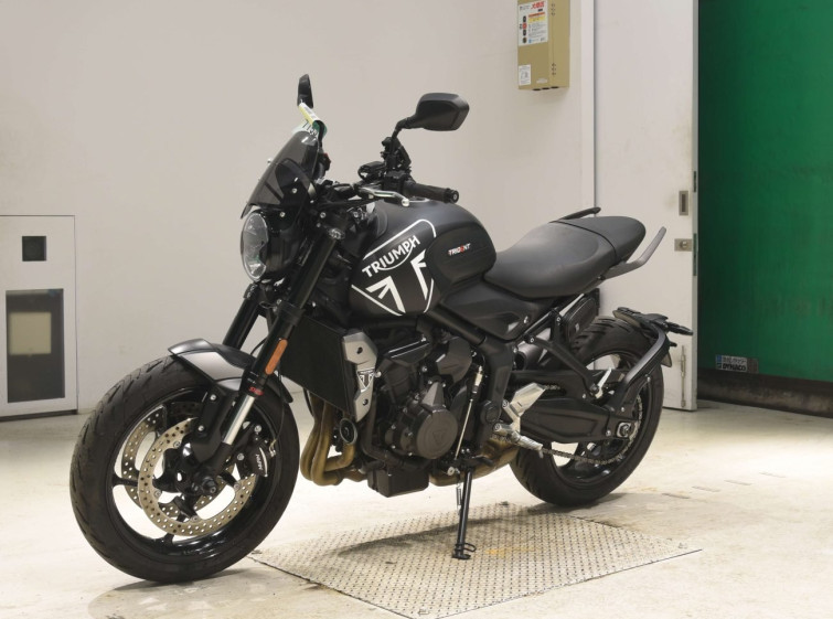 Мотоцикл Triumph TRIDENT660 з пробігом 5172 km