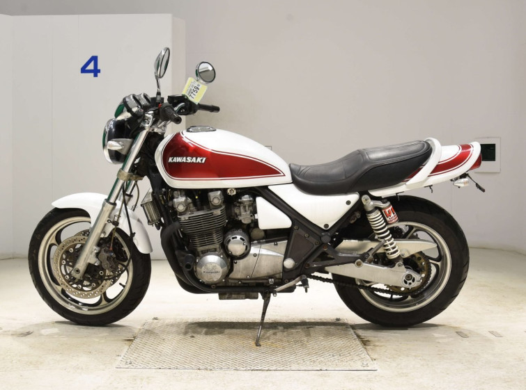 Мотоцикл Kawasaki ZEPHYR1100 с пробегом 64609 km
