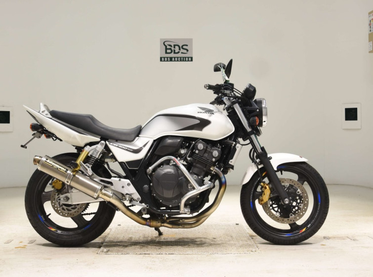 Мотоцикл Honda CB400SFV с пробегом 30377 km