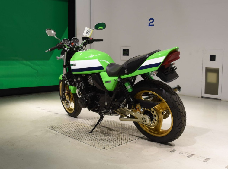 Мотоцикл Kawasaki ZRX400 з пробігом 3866 km