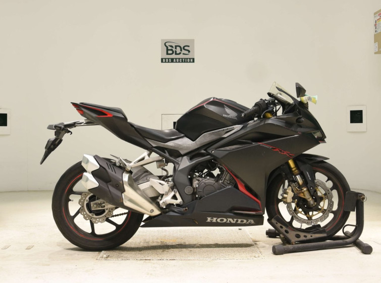 Мотоцикл Honda CBR250RR с пробегом 22476 km