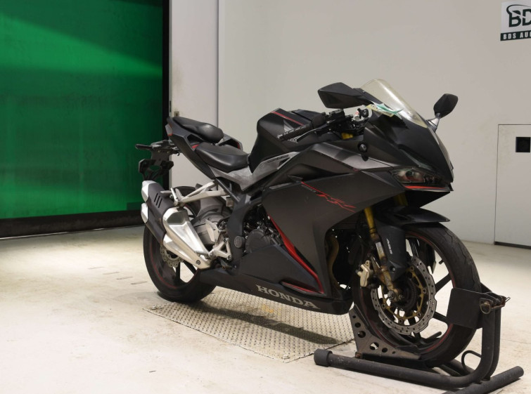 Мотоцикл Honda CBR250RR с пробегом 22476 km