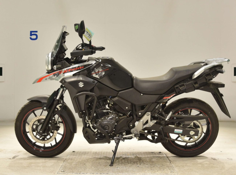 Мотоцикл Suzuki V-STROM DL250 з пробігом 4510 km