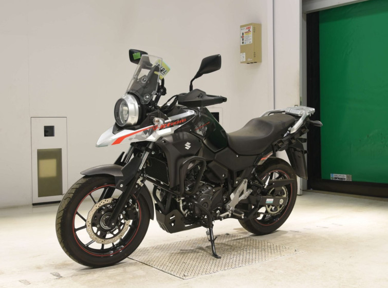 Мотоцикл Suzuki V-STROM DL250 з пробігом 4510 km
