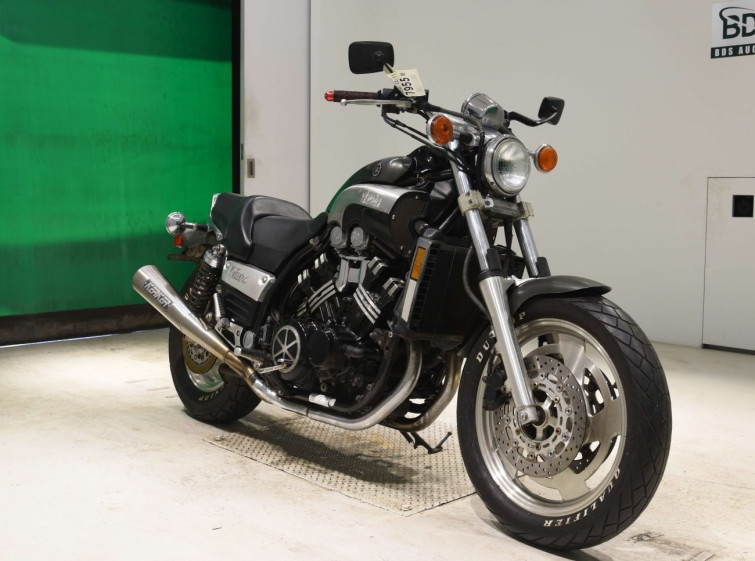 Мотоцикл Yamaha V-MAX1200 с пробегом 15369 km