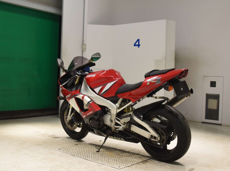 Мотоцикл Yamaha YZF-R1