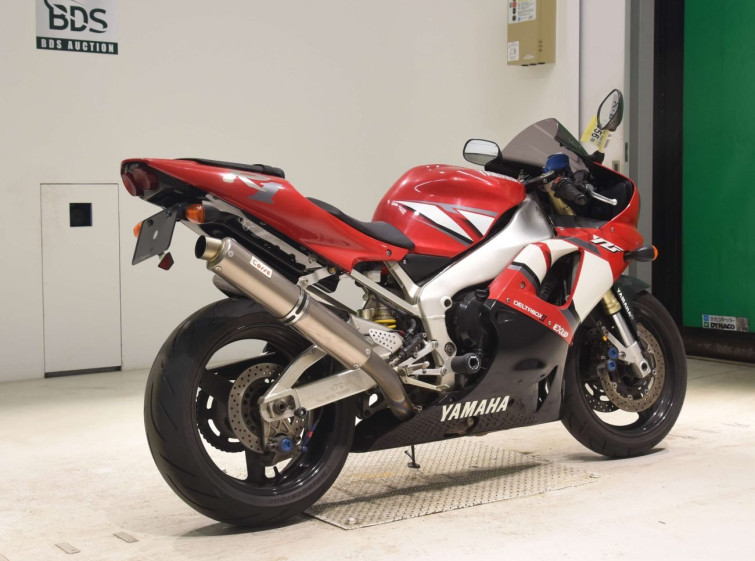 Мотоцикл Yamaha YZF-R1