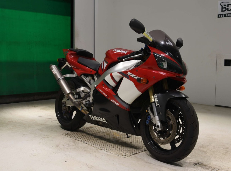 Мотоцикл Yamaha YZF-R1