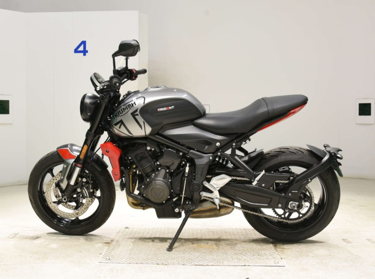 Мотоцикл Triumph TRIDENT660 з пробігом 273 km