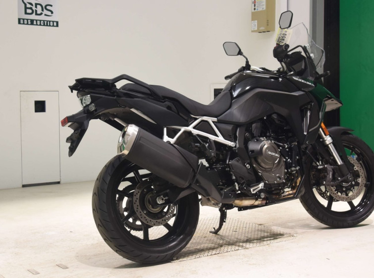 Мотоцикл Suzuki v-strom800 с пробегом 6127 km