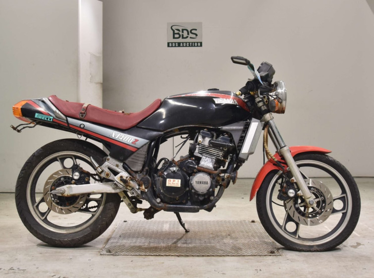 Мотоцикл Yamaha XJ400Z с пробегом 1950 km
