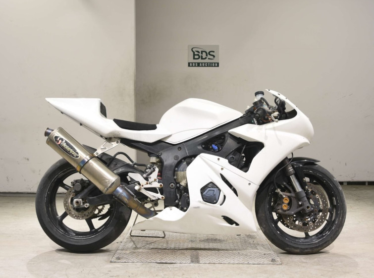 Мотоцикл Yamaha YZF-R6