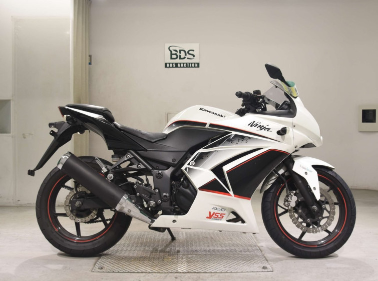 Мотоцикл Kawasaki ninja 250r с пробегом 18892 km