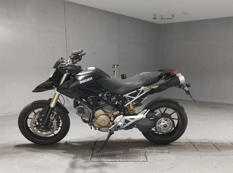 Мотоцикл Ducati HYPERMOTARD 1100 S с пробегом 31937 km