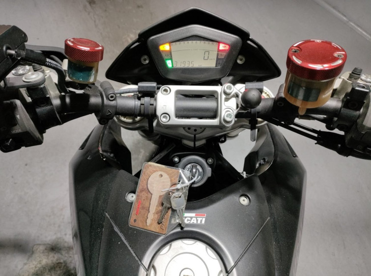 Мотоцикл Ducati HYPERMOTARD 1100 S с пробегом 31937 km