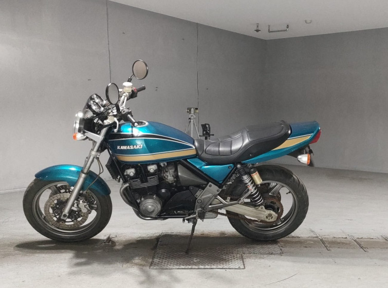 Мотоцикл Kawasaki ZEPHYR400