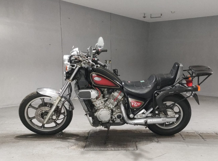 Мотоцикл Kawasaki VZ750 з пробігом 22711 km
