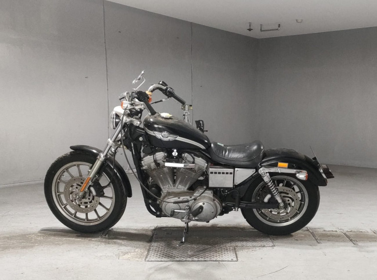 Мотоцикл HD SPORTSTER XLH883 с пробегом 23140 km