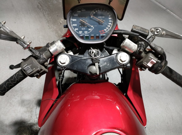 Мотоцикл Suzuki GSX250S KATANA с пробегом 6242 km