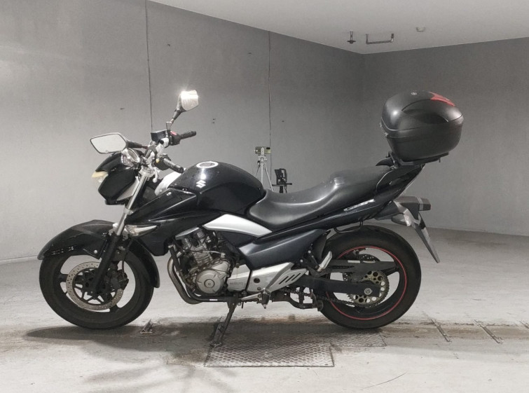 Мотоцикл Suzuki GSR250 с пробегом 50154 km
