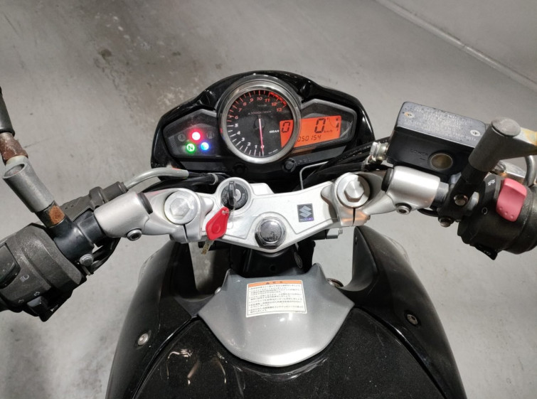 Мотоцикл Suzuki GSR250 с пробегом 50154 km