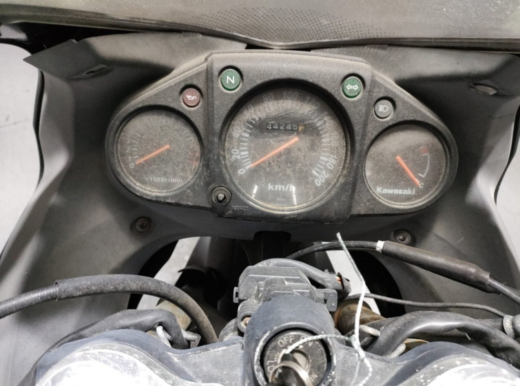 Мотоцикл Kawasaki NINJA250R з пробігом 44245 km