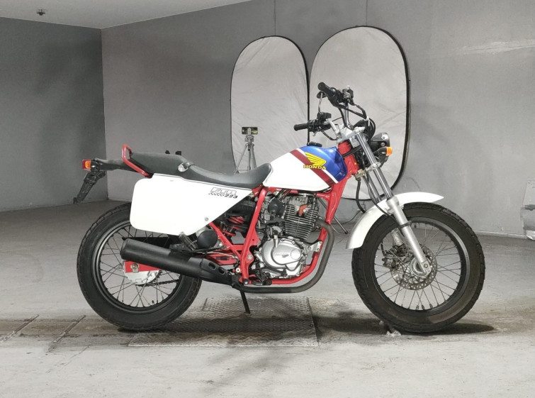 Мотоцикл Honda FTR223 с пробегом 15534 km