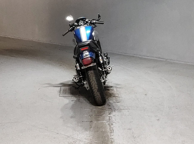 Мотоцикл Yamaha V-MAX1200 с пробегом 3070 km