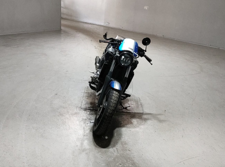 Мотоцикл Yamaha V-MAX1200 с пробегом 3070 km