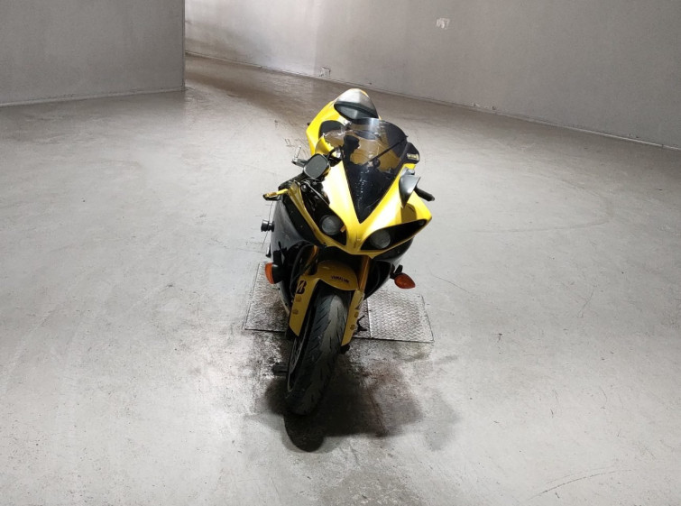 Мотоцикл Yamaha YZF-R1 з пробігом 78917 km