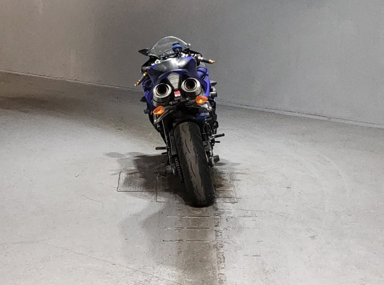 Мотоцикл Yamaha YZF-R1