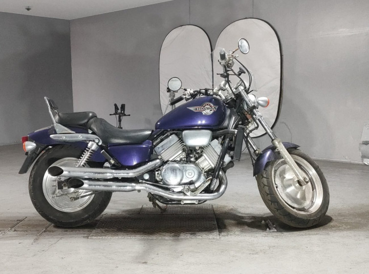 Мотоцикл Honda MAGNA750 с пробегом 15069 m