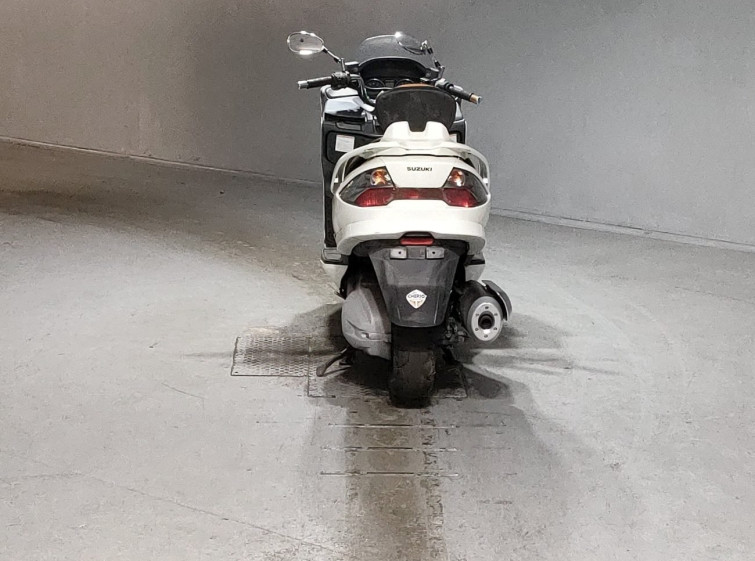 Мотоцикл Suzuki SKYWAVE 250S с пробегом 26277 km