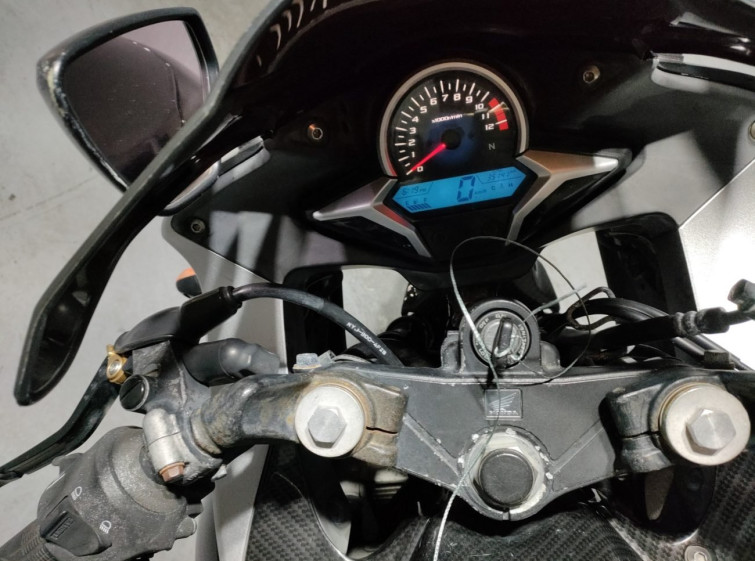 Мотоцикл Honda CBR250R с пробегом 35141 km