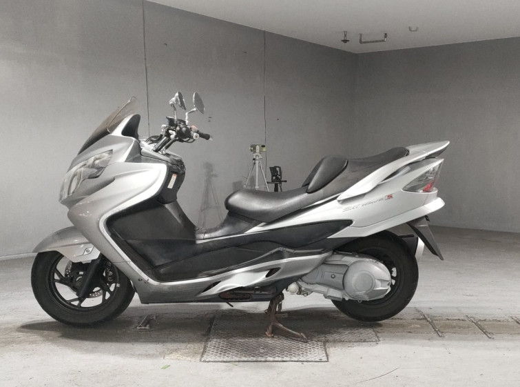 Мотоцикл Suzuki SKYWAVE 250S с пробегом 15422 km