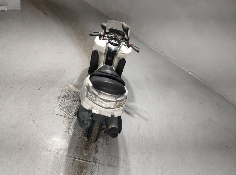 Мотоцикл Yamaha MAJESTY 250 с пробегом 27455 km