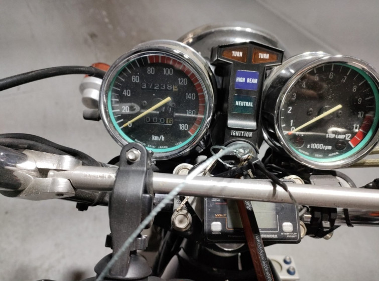 Мотоцикл Kawasaki Z400FX з пробігом 37238 km